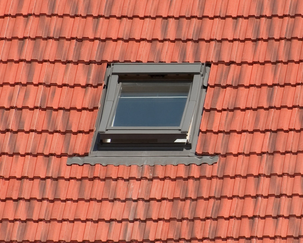 Venting skylight