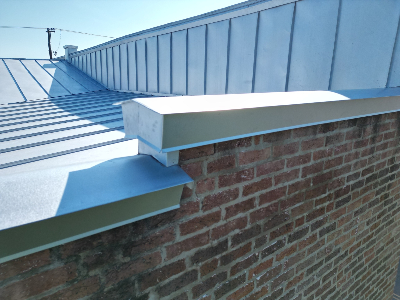 Standing seam metal roof